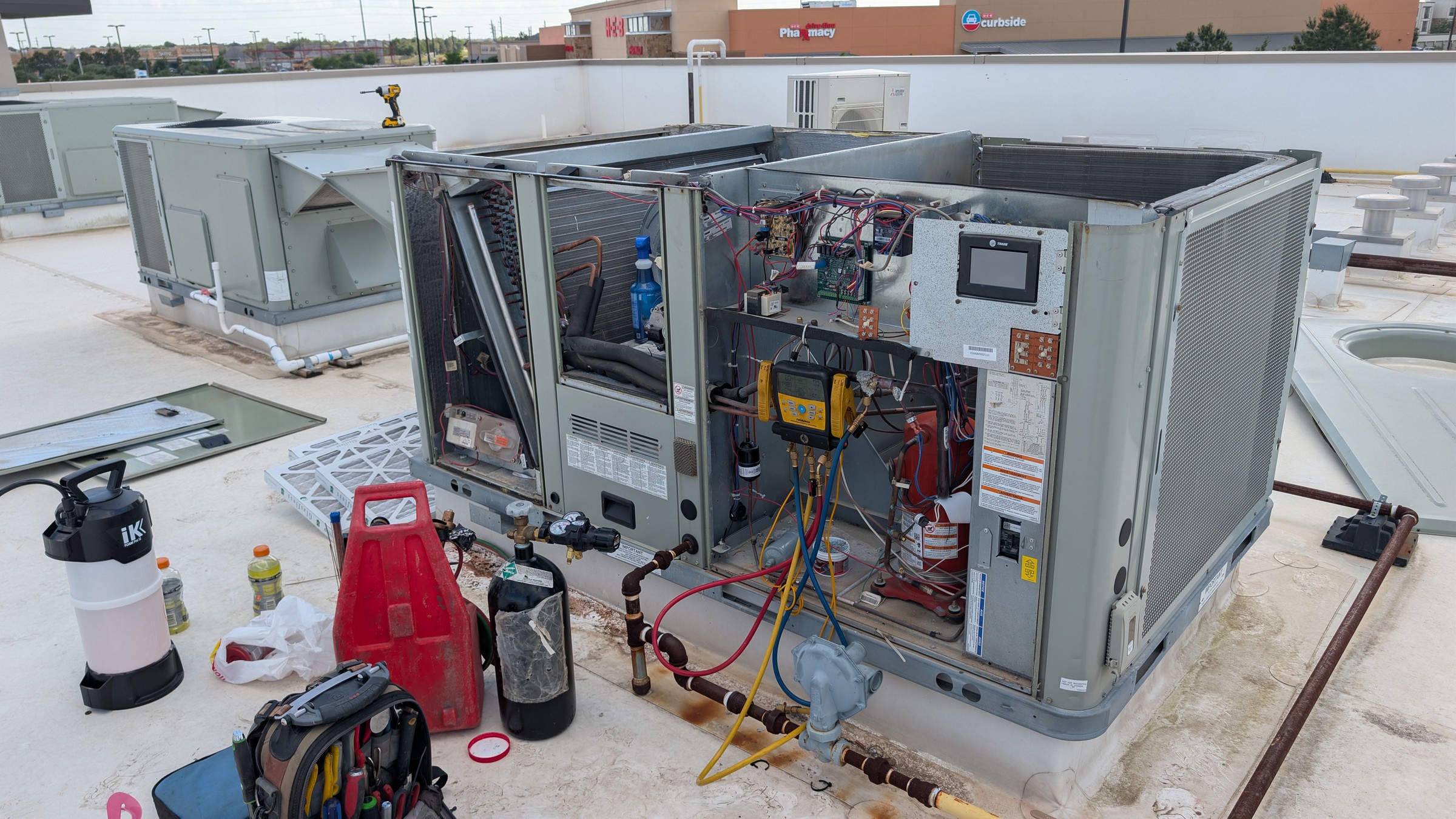 Velocity Air rooftop HVAC installation